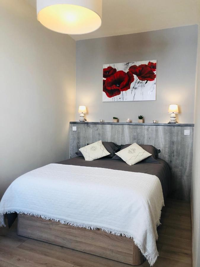 Apartamento Les Volets Rouges Cavaillon Exterior foto