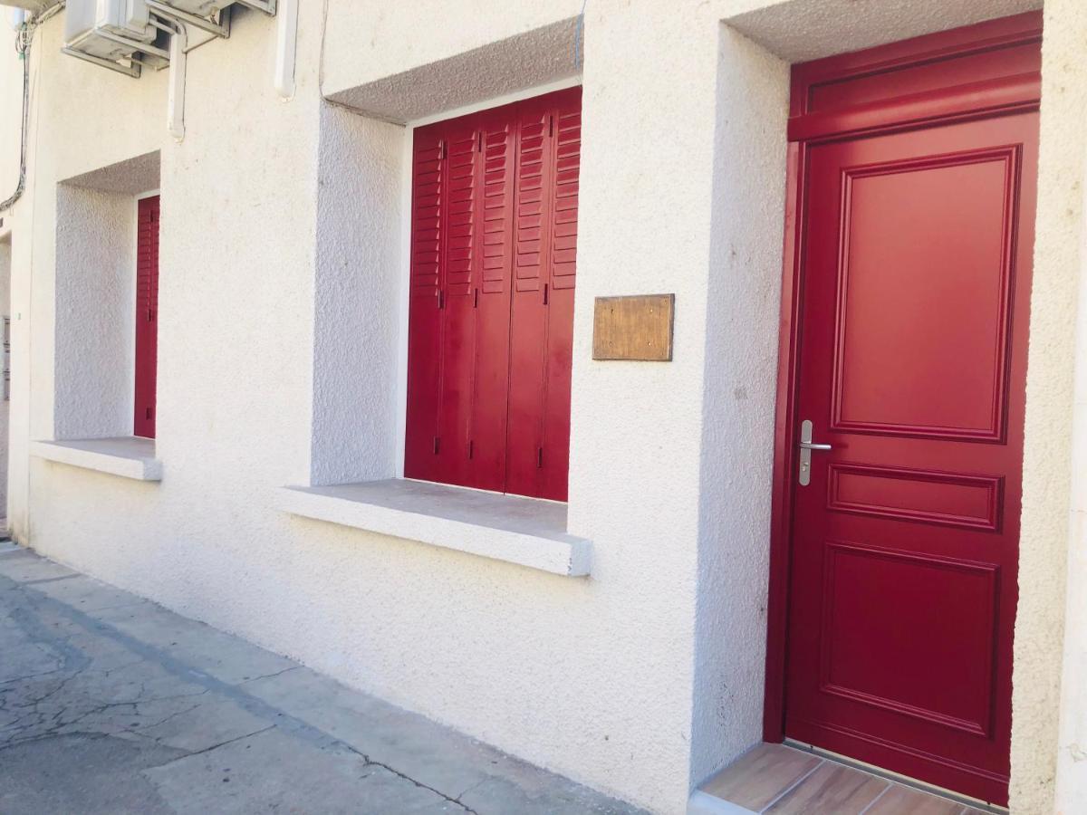 Apartamento Les Volets Rouges Cavaillon Exterior foto